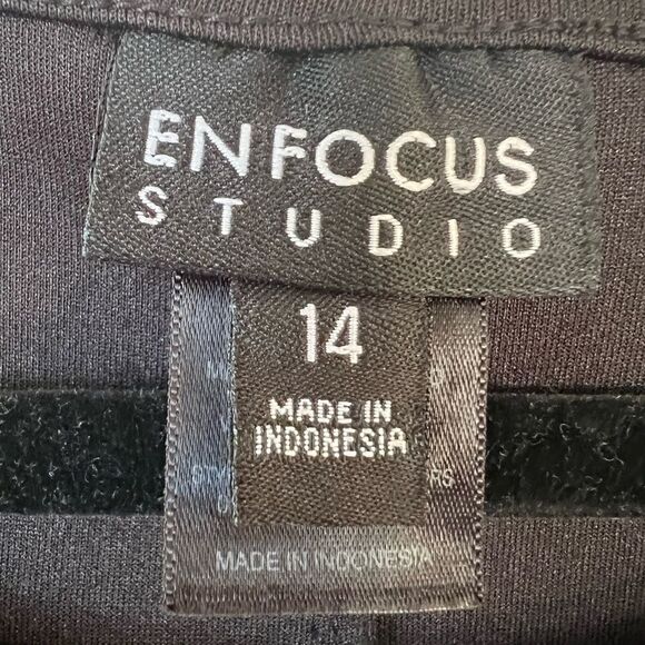 NWT EnFocus Studio Black Lace Bodycon Illusion Dress Long Sleeve Sz 14 - Picture 6 of 8